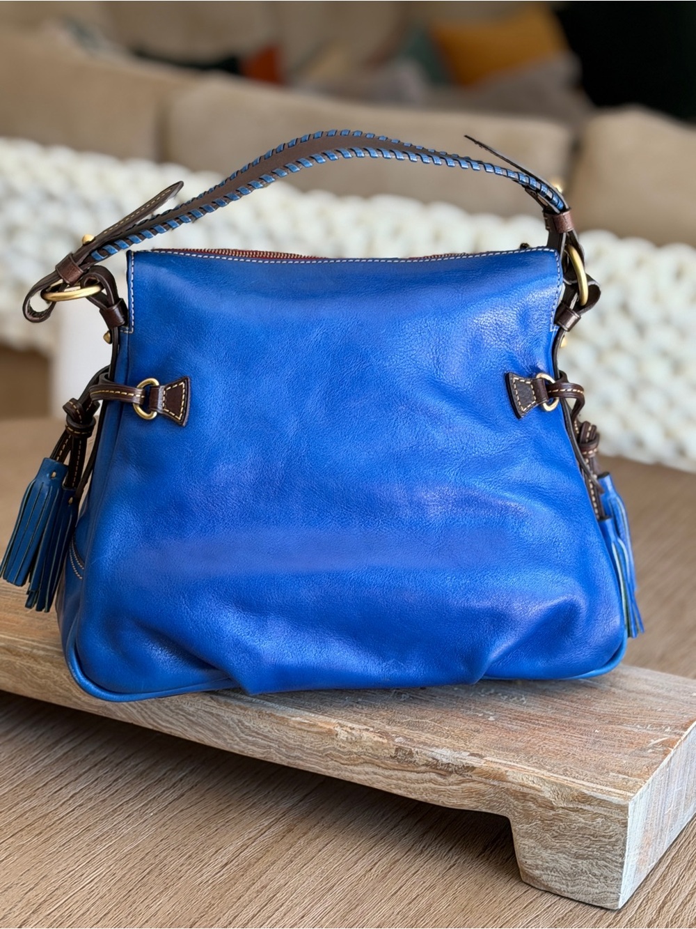 Dooney & Bourke Florentine USA Blue Leather Tassel Hobo Shoulder Bag EUC MINT - Picture 3 of 16
